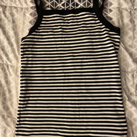 Old Navy Tops - Black and white old navy slim fit tank top